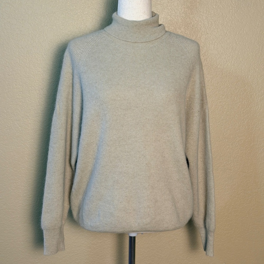 The Limited Turtleneck Sweater Womens M Beige Lambswool Angora Ribbed Vintage